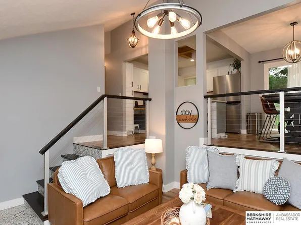 4307 Hike Cir, Bellevue, NE 68123