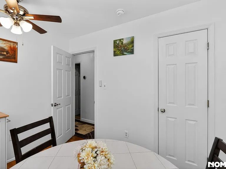 14714 Edgewater Dr — Photo 10