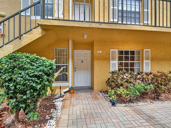 1115 Lake Shore Dr APT 102