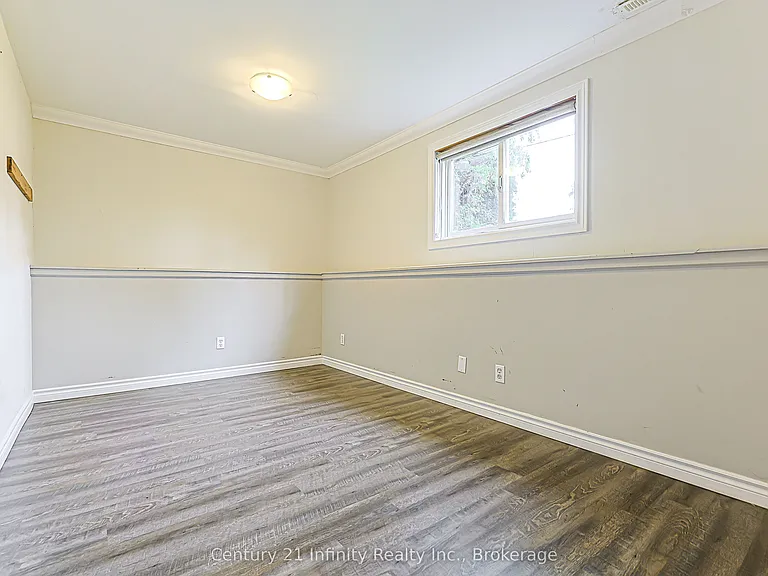 7 Robmar St — Photo 28