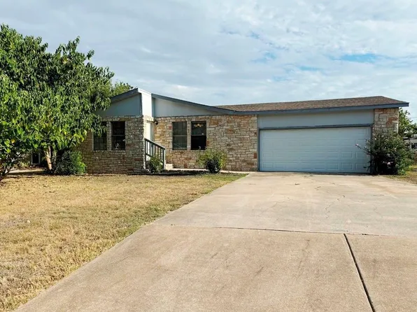600 Seminole Rd, Leander, TX 78641