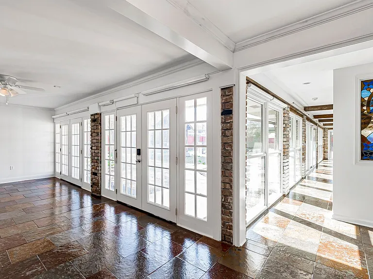 4204 Pine Park Dr — Photo 19