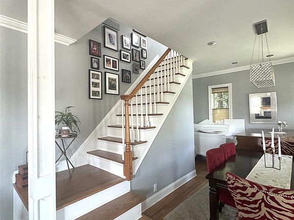 2nd image of 238 Laclede Avenue