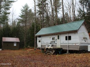 235 Barlow Rd, Gloversville, NY 12078