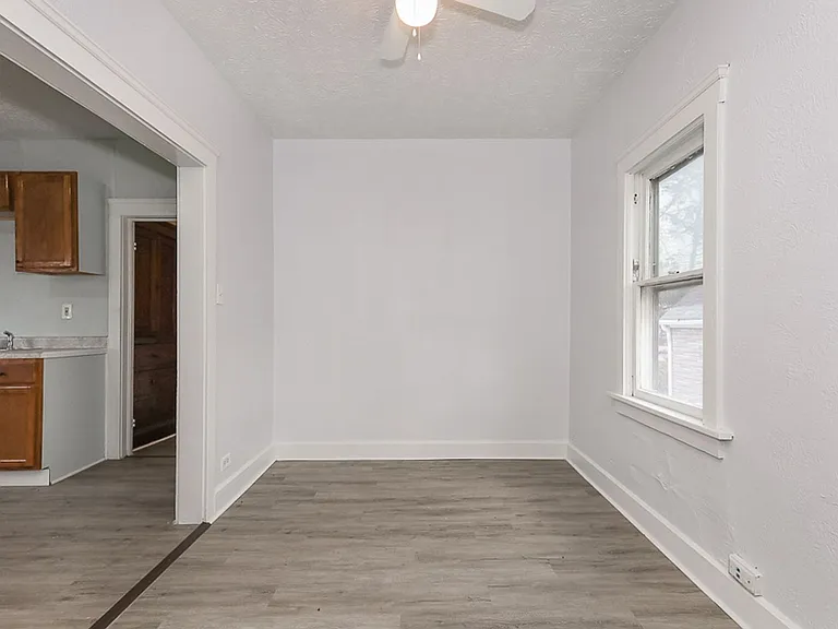 2307 Garden Ave — Photo 7