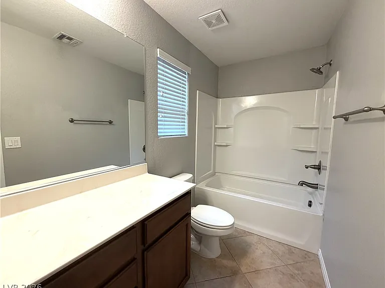 2021 Brush Stroke St — Photo 13