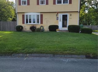 123 Adelaide Ave, Warwick, RI 02886