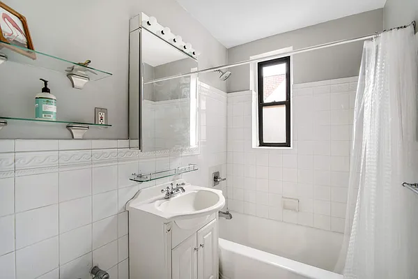 Sold by Compass | media 10
