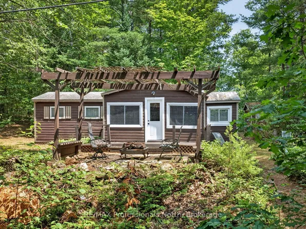 1032 Gazebo Ln, Minden Hills, ON K0M 2L1