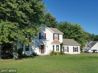221 Santa Maria Ave, Colonial Beach, VA 22443