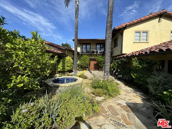 1632 Bel Air Rd, Los Angeles, CA 90077