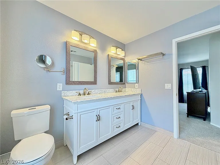 7449 Easingwold Dr — Photo 15