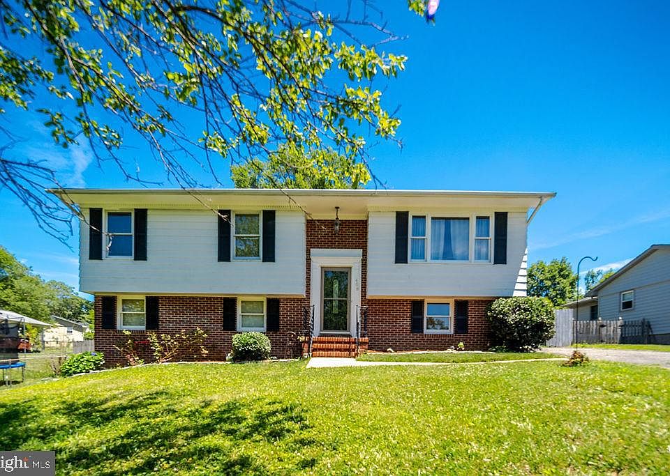 1st image of 408 Edwards Dr