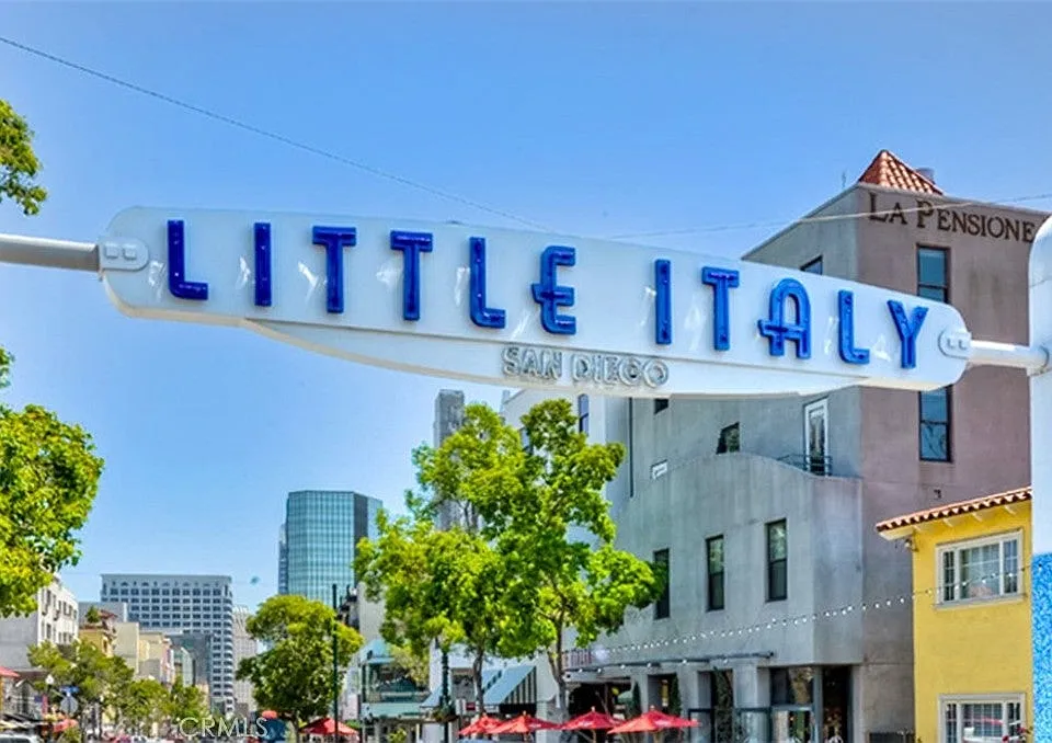 1944 State St #11