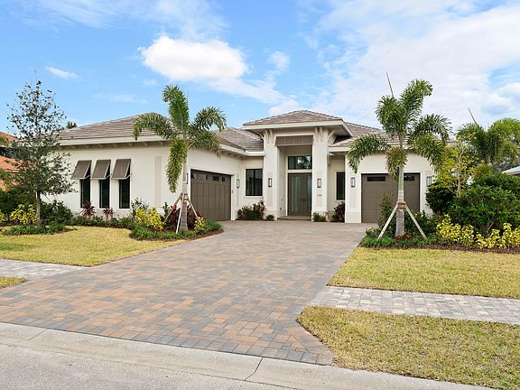 Front Elevation 109 SE Via Verona