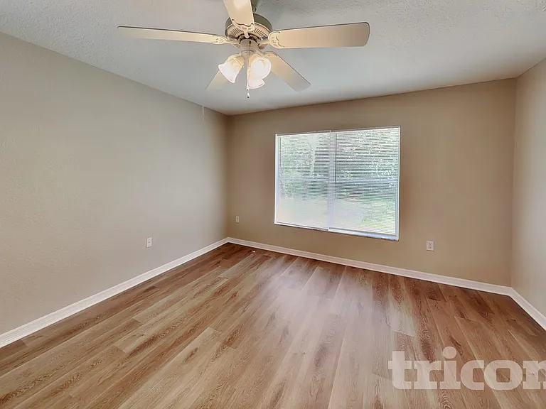 8 Matricaria Ct — Photo 9