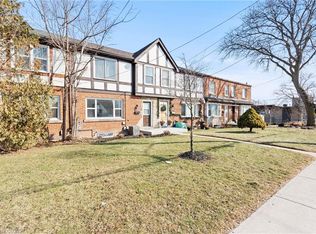 2279 King St E, Hamilton, ON L8K 1X5