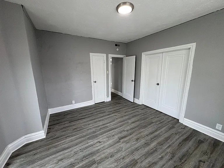 5345 Cabanne Ave — Photo 52