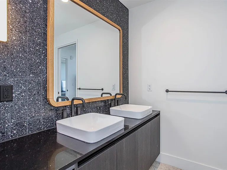 48 East Ave #2106 — Photo 14