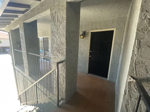 1531 Gabilan Dr #4, Hollister, CA 95023