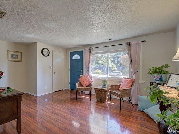 3rd image of 23008 53rd Ave W