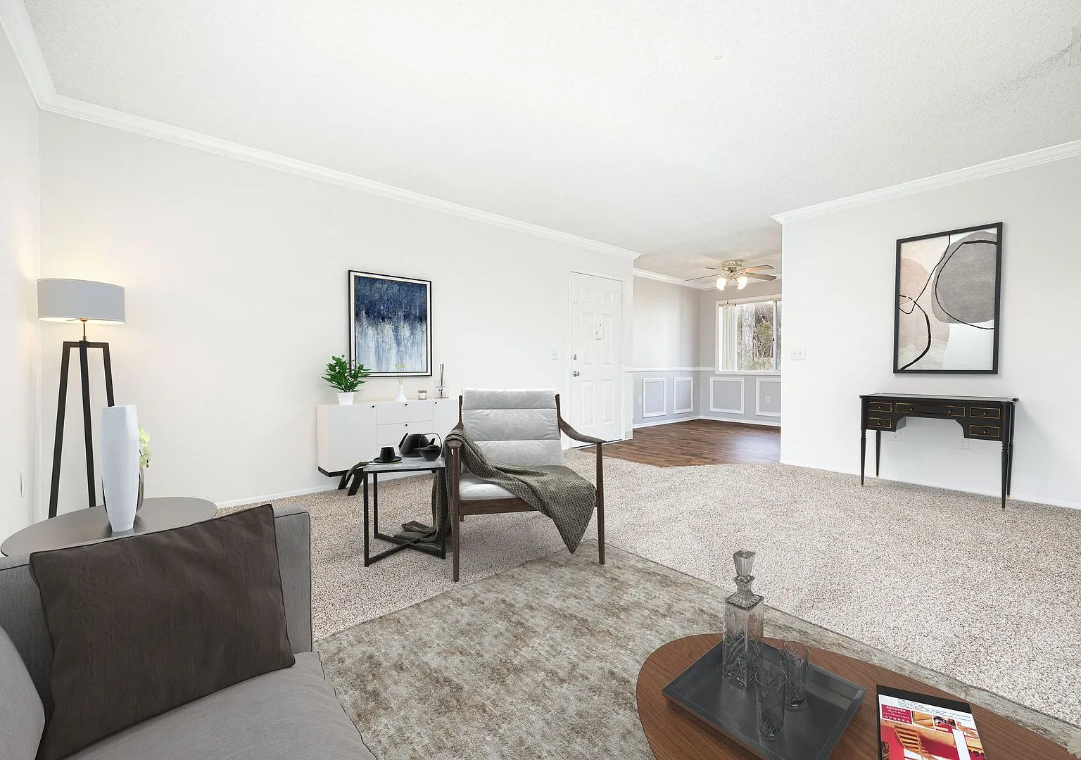 Villa Del Sol Apartment Homes — Photo 2