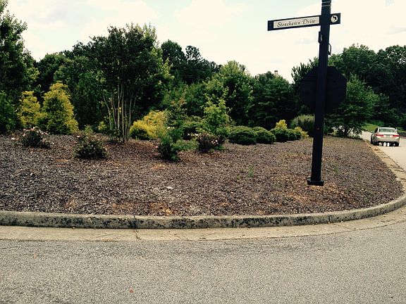 2nd image of 113 Stonehaven Dr