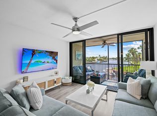 15 Royal Palm Way UNIT 202, Boca Raton, FL 33432