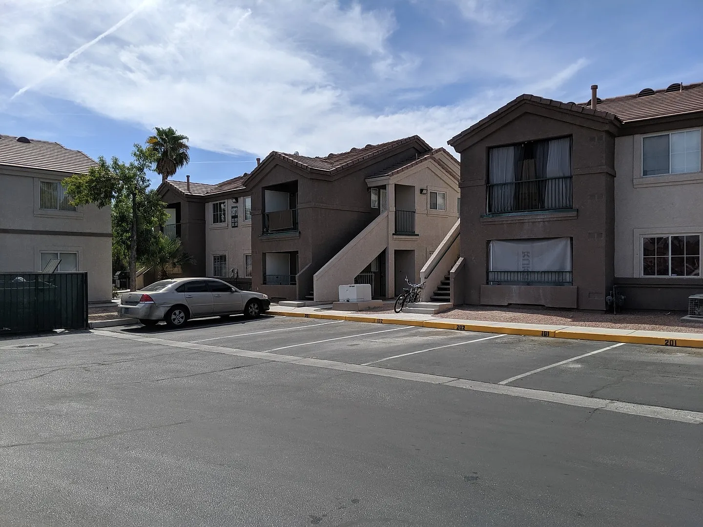 2 Weeks Free Rent 2 Bed 2 Bath First Floor Condo!! — Photo 3