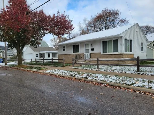 736 Garfield Ave NW, Grand Rapids, MI 49504