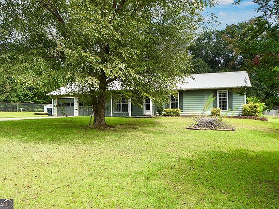 3rd image of 105 Gwenellen Dr