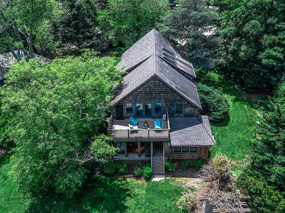 134 Maple Ln