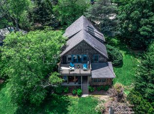 134 Maple Ln, Bridgehampton, NY 11932