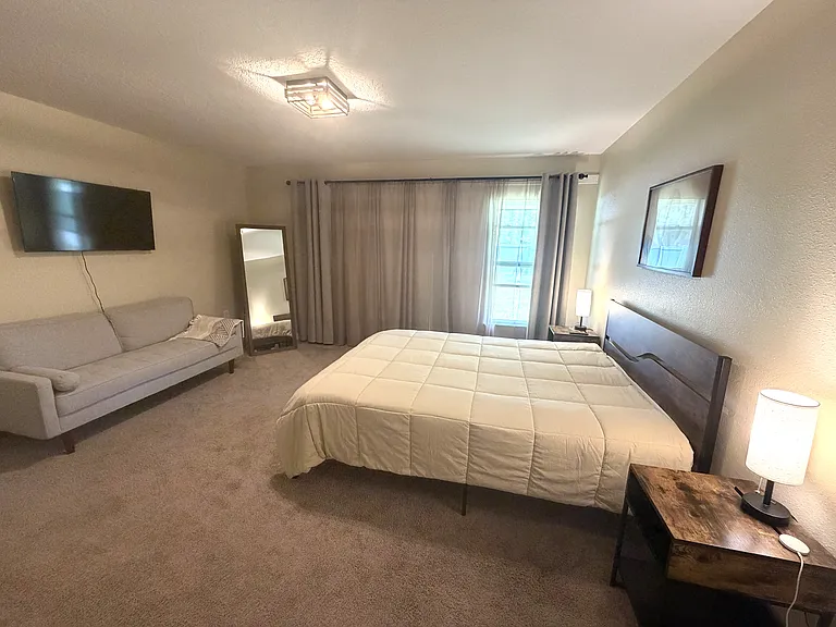 37 Rickenbacker Dr — Photo 15