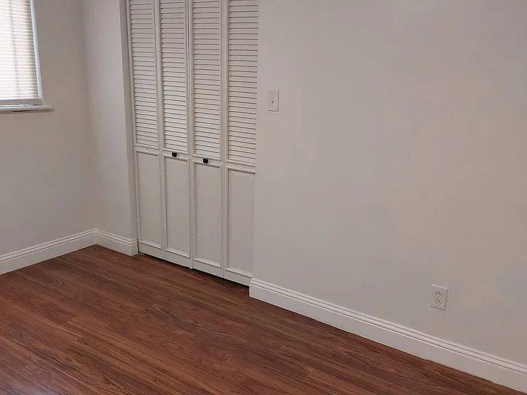 1512 Oak Grove Ave #2 — Photo 17