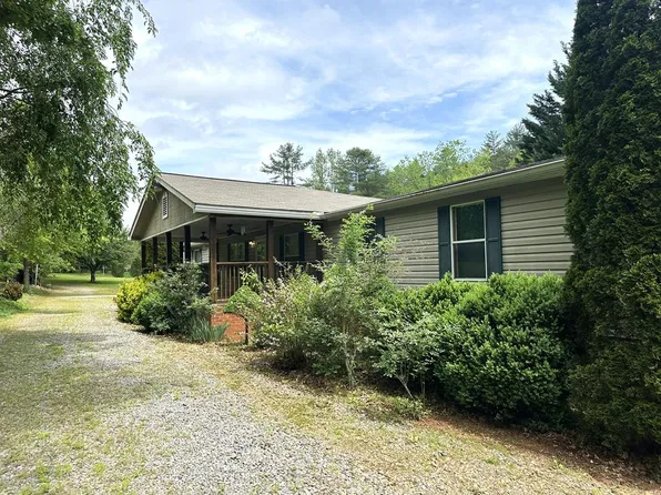 493 Fall Branch Rd, Murphy, NC 28906