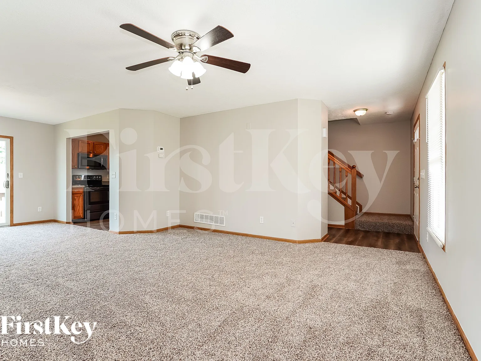 3 bed, 2.5 bath, 1350 sqft, $1,855 — Photo 3