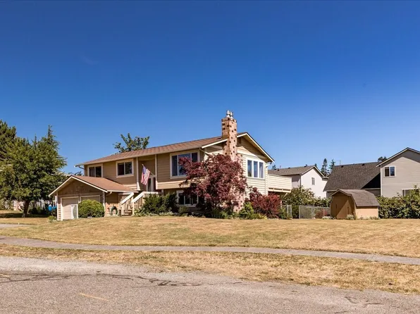 624 SW 2nd Avenue, Oak Harbor, WA 98277