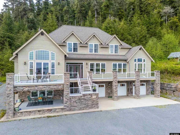 103 Scarlett Way, Sitka, AK 99835