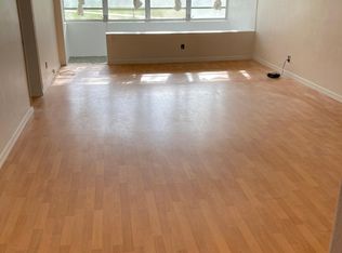 1450 NE 191st St APT 102, Miami, FL 33179