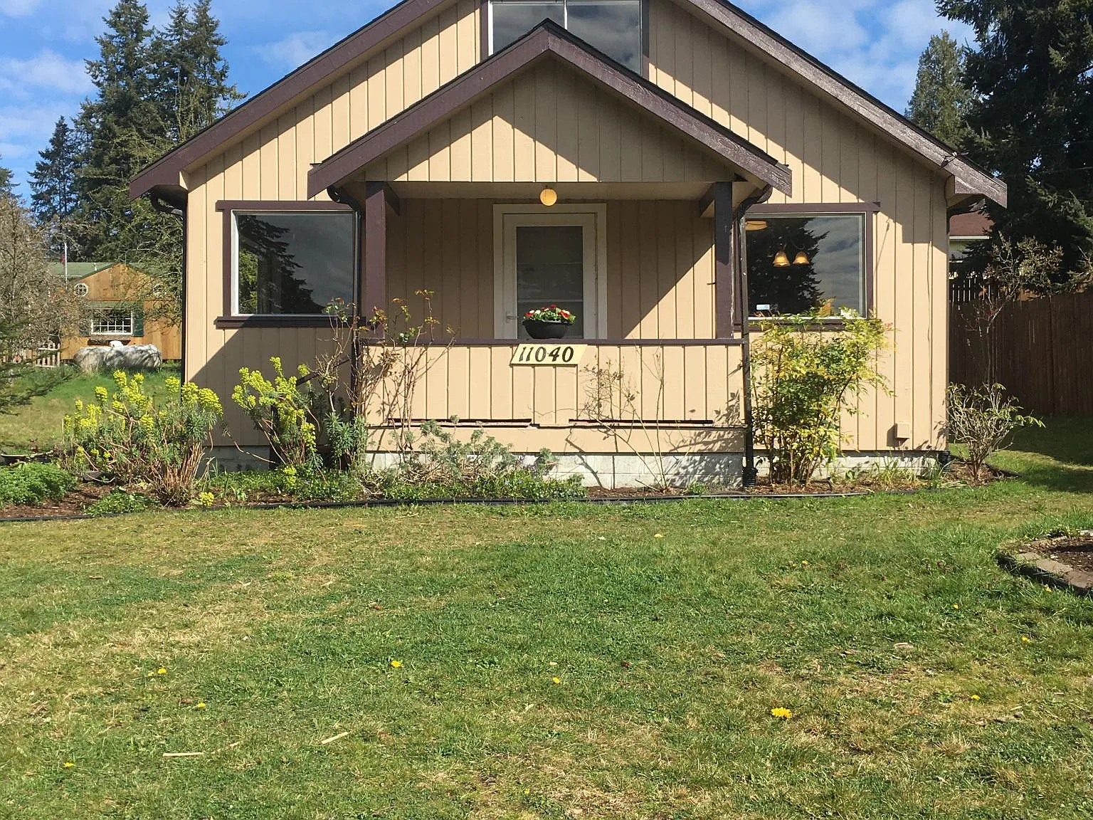 2 bed, 1300 sqft, $2,250 — Photo 1