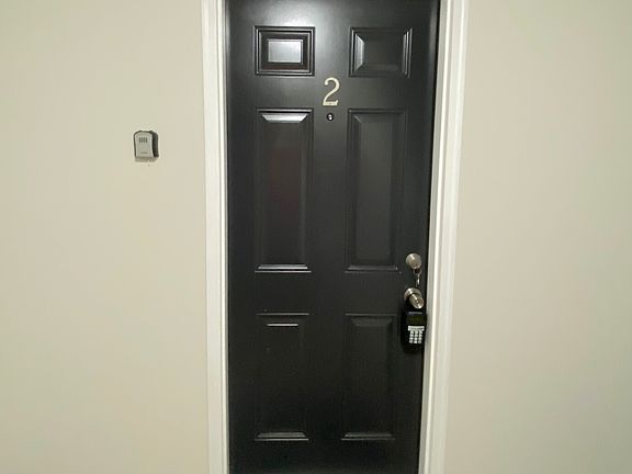 2nd image of 901 Pacific Ave #2