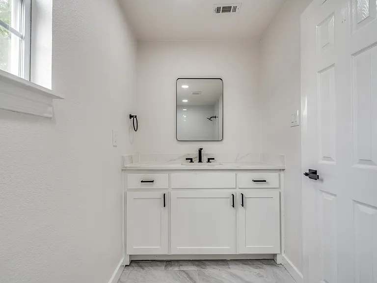 23 Grant Cir — Photo 6
