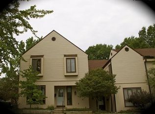 948 Som Center Rd, Mayfield, OH 44143