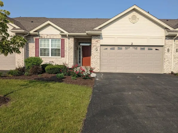 2 Solara Ct, Bolingbrook, IL 60490