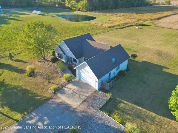 1600 W Mead Rd, Saint Johns, MI 48879