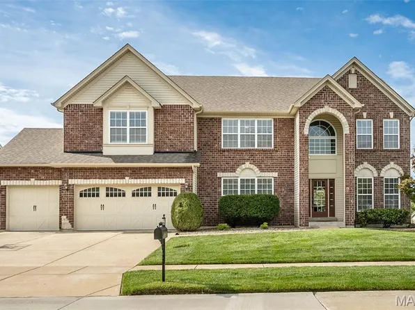 70 Lilac Ridge Ct, O'Fallon, MO 63366