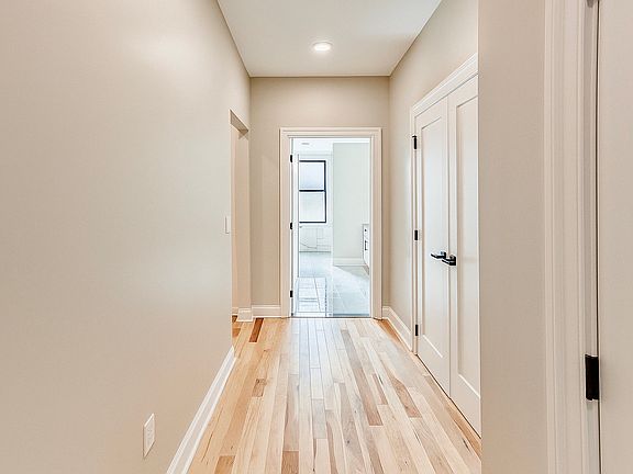3rd image of 434 Lackawanna Ave #205