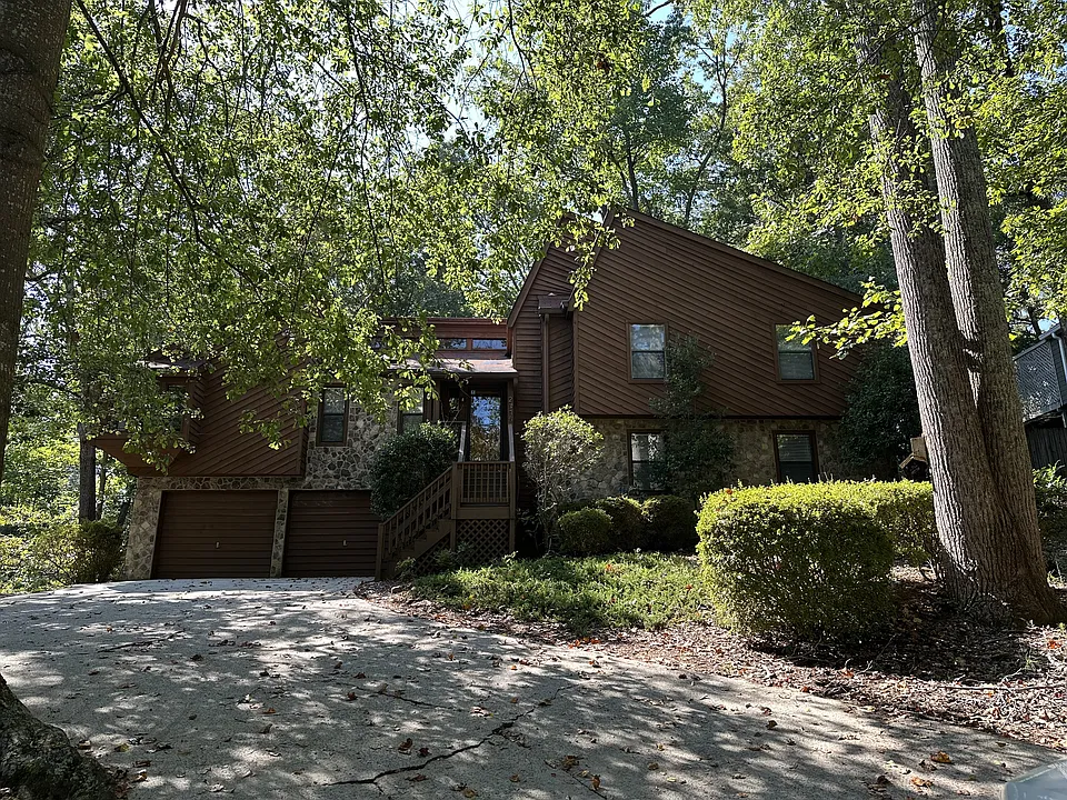 2175 Deep Woods Way