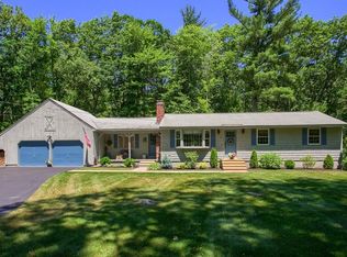 32 Main St, Princeton, MA 01541